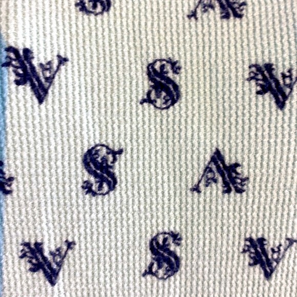 Victoria’s Secret green pajama top with navy blue VS logos - Picture 2 of 7